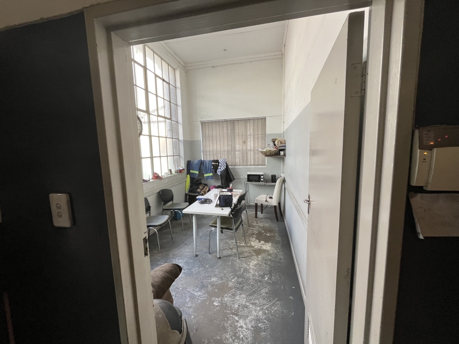 To Let commercial Property for Rent in Bellville South Industria Western Cape